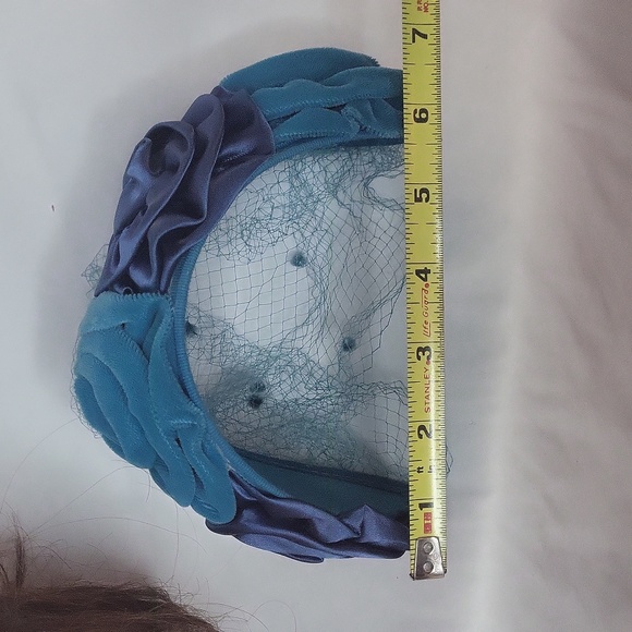 Vintage Hat with Veil 1940s Teal Blue Velvet Silk Flower Net Hat Very good - Picture 17 of 17